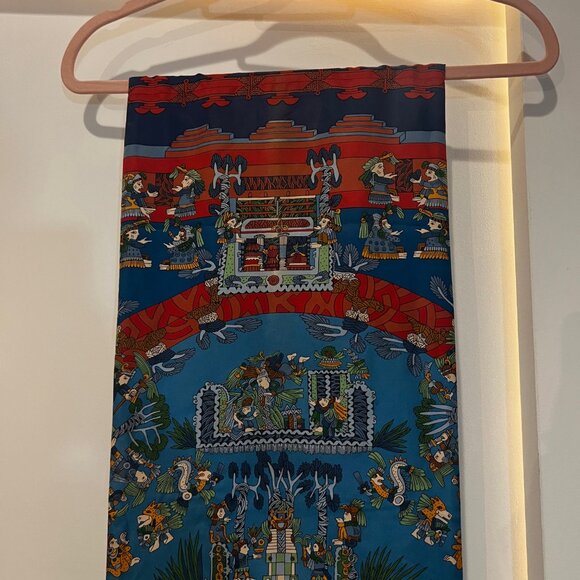 HERMES Men's Astres et Soleils Wool and Silk Stole - Picture 8 of 10